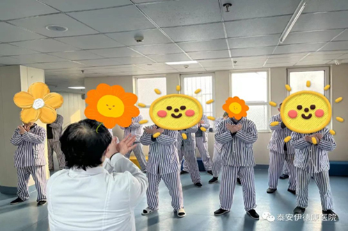 【伊德康快讯】疫情封闭，用责任和爱温暖患者心灵