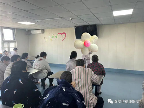 【伊德康快讯】疫情封闭，用责任和爱温暖患者心灵