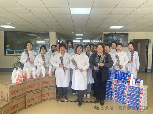 巾帼逢盛世，时代谱华章——三八妇女节，致敬医院里的“她”力量